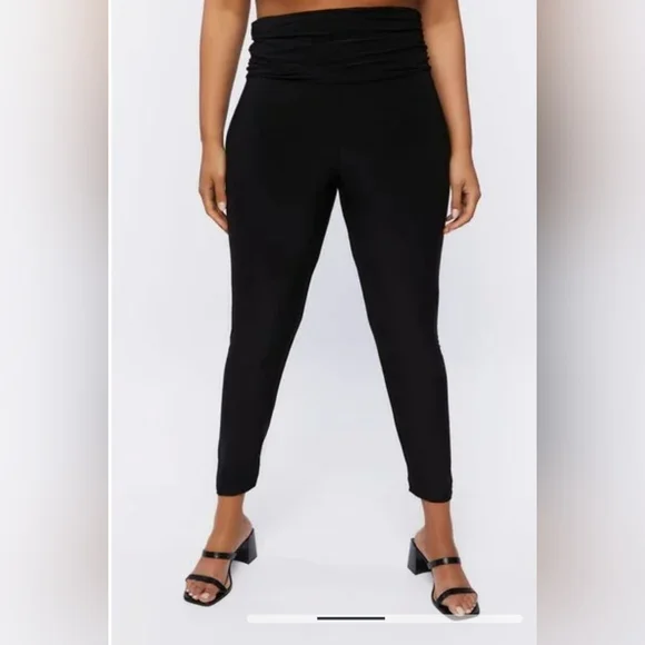 Forever 21 Plus Size Black Ruched Waist Pants - Picture 3 of 9